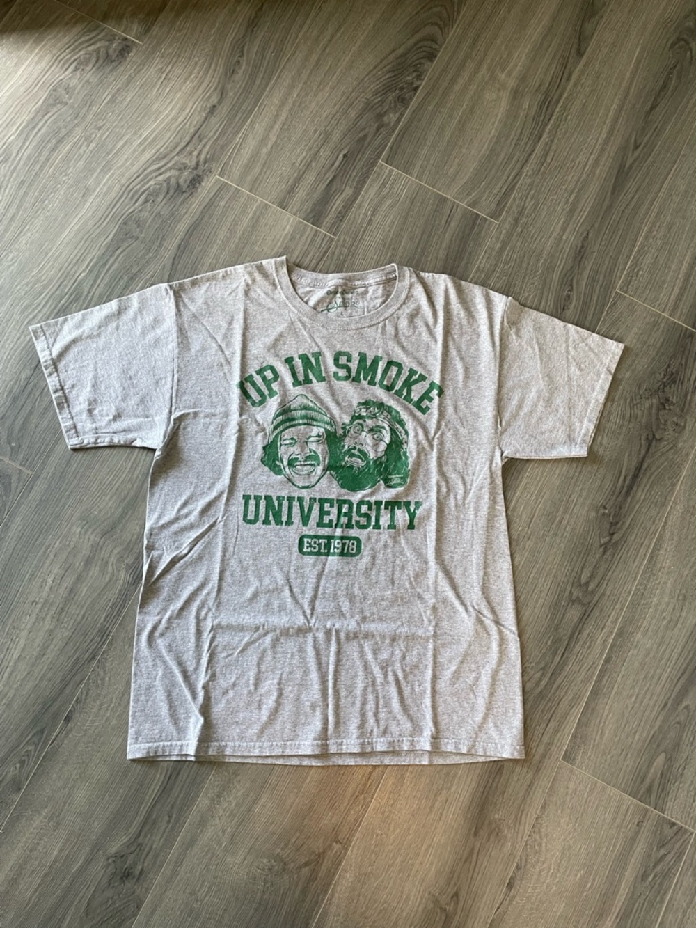 Cheech and Chong Up In Smoke University grey t-shirt Men’s Size Large 420 Stoner